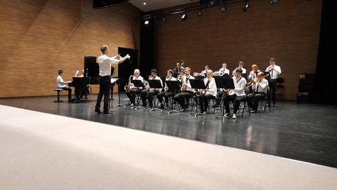 Big band-20810739.jpg