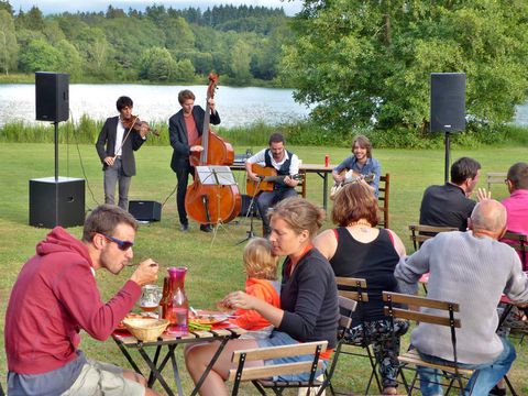 Domaine du Balbuzard - Concerts-21372625.jpg